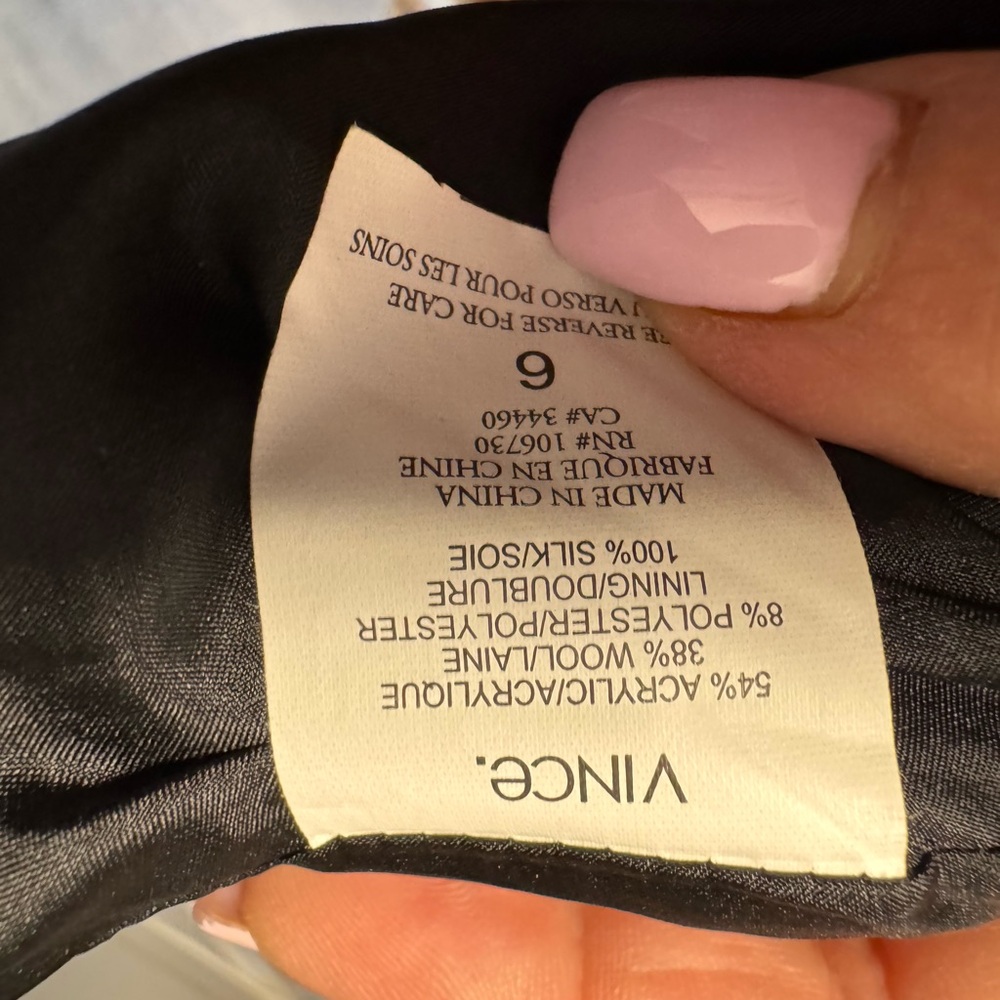 Vince Elegant Black Textured Jacket - Picture 2 of 6
